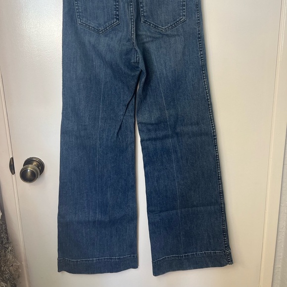 H&M High Waisted / Flare Bottom Jeans - Picture 6 of 15